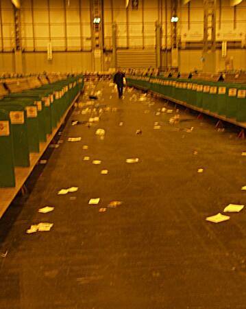 Please keep the exhibition halls at Crufts clean 2